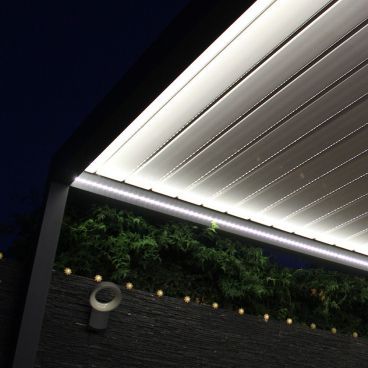 Kit iluminación led 1 lado pérgola bioclimática Attractive Telco Home Automation - 2